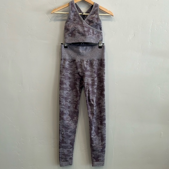 Gymshark Matching Camo Set - Picture 2 of 12